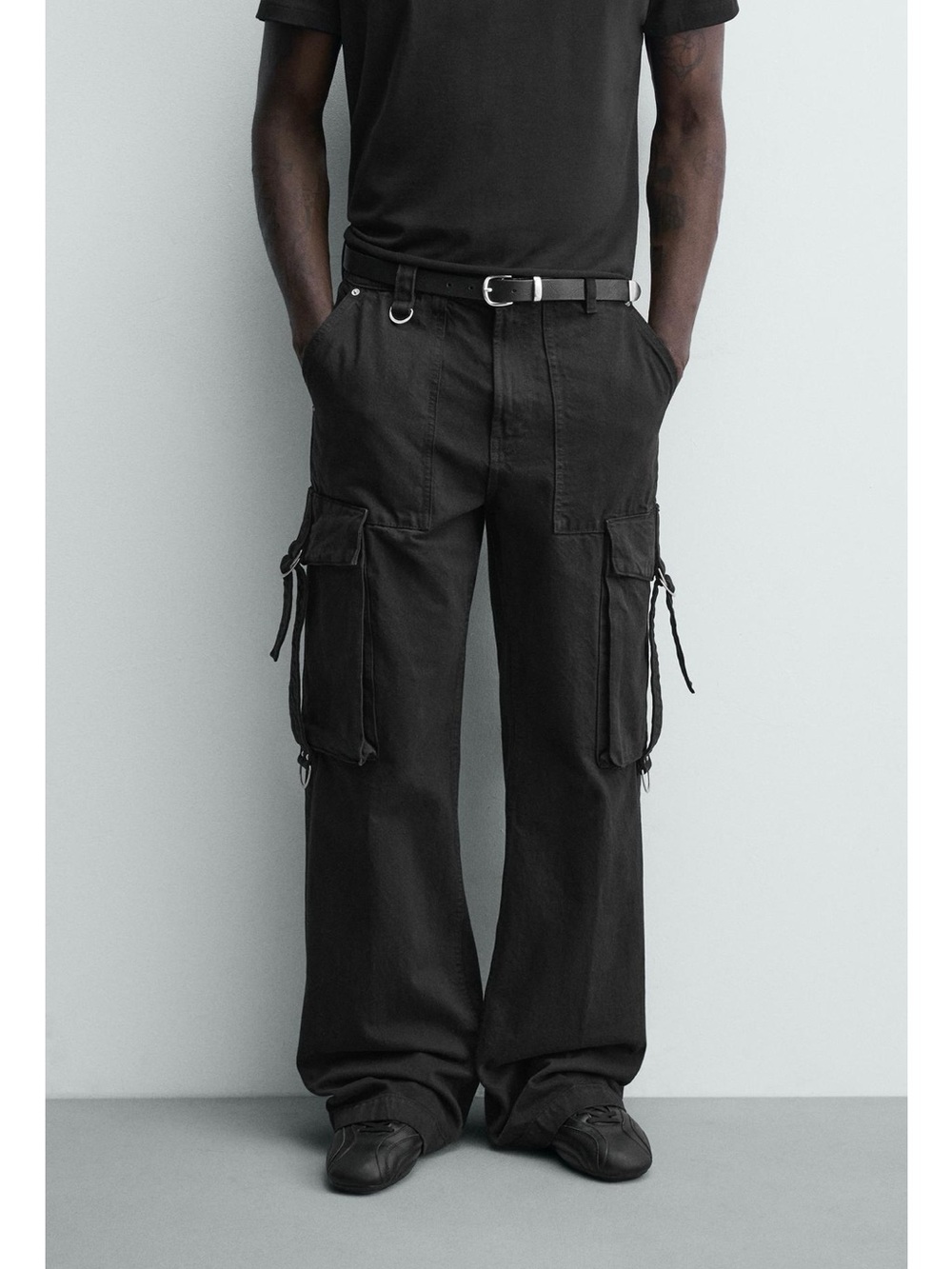 Zara Men's Relaxed Fit Cargo Pants with Straps Black NWT
